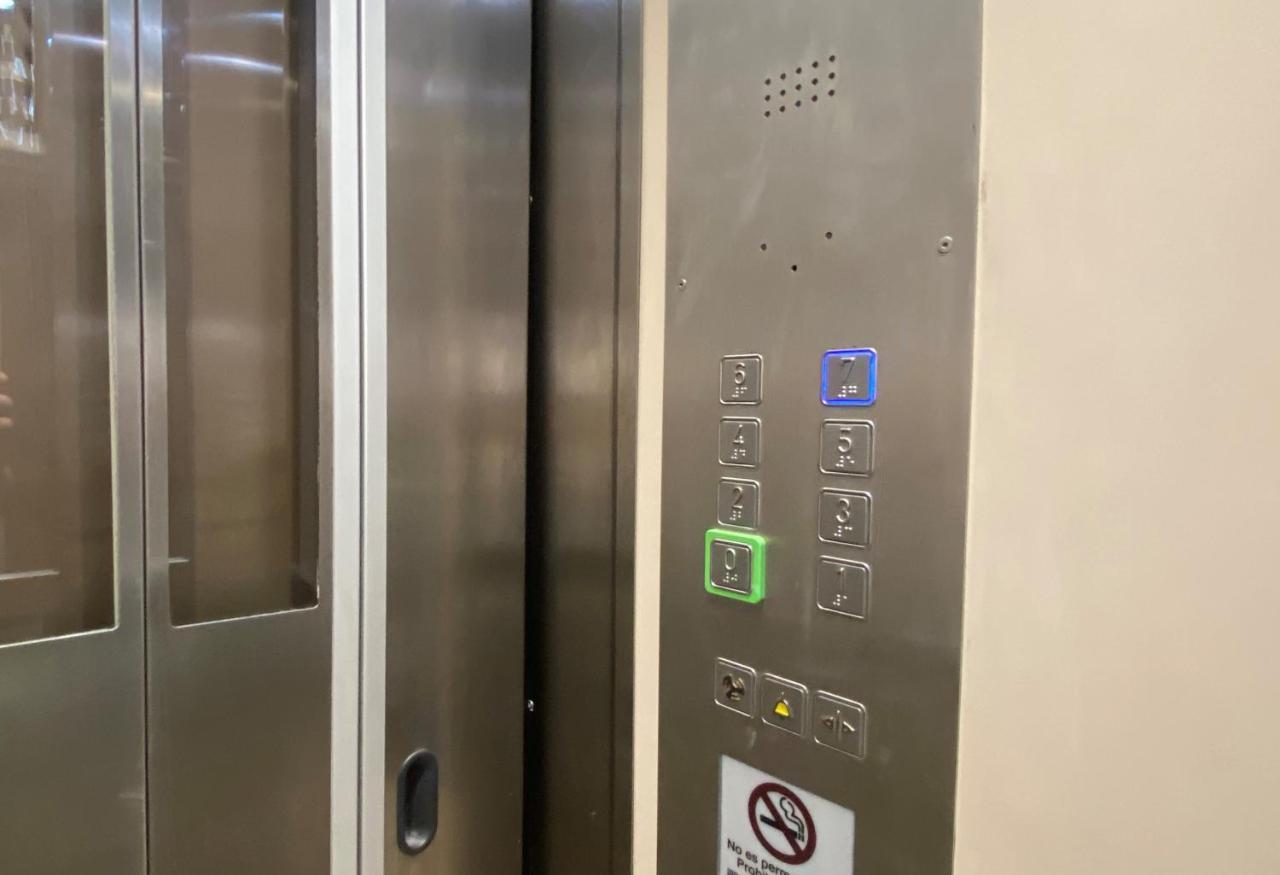 Fisa Rentals Aribau Барселона Екстер'єр фото